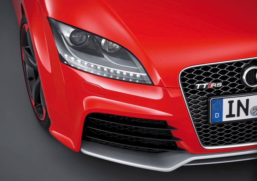 Детали экстерьера Audi TT RS Plus (8J) 2012 года  (WW) (фото 29 из 37)